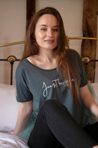 Women's Loose-fit Organic Cotton charcoal T-Shirt